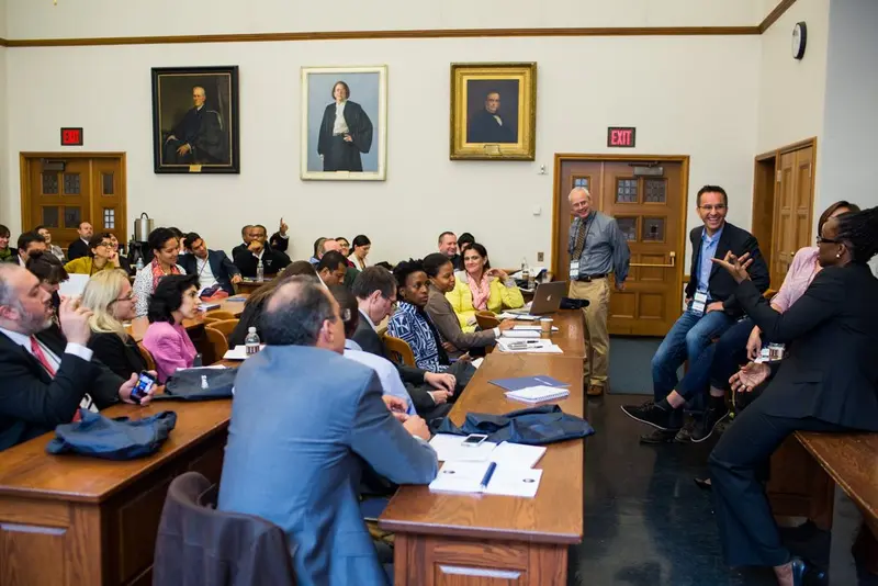 Patrick Struebi leading a seminar at Yale University.